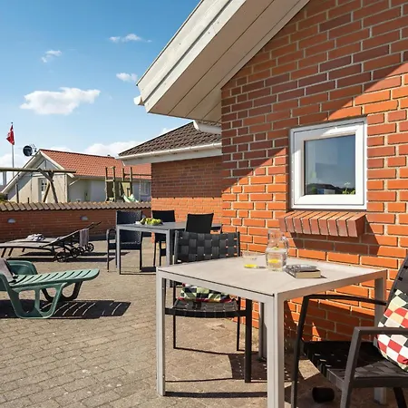 Semesterbostad Amazing In Hvide Sande With Sauna