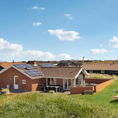 Amazing In Hvide Sande With Sauna Semesterbostad Bjerregård
